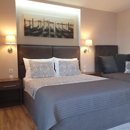 Apartmani Kameno Sidro Bilice Eksteriør bilde